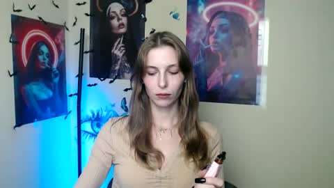 Snapshot of stranger_giirl chatting on 14, 10, 2025 Amalia online show from 14, 10, 2025