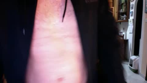 Snapshot of stranger_plus chatting on 21, 10, 2025 send me pics if you want online show from 21, 10, 2025