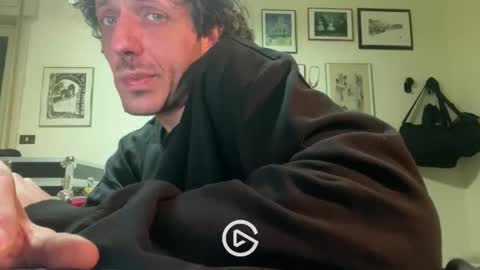 Snapshot of stratocasterluigi chatting on 18, 1, 2025 jizzers online show from 18, 1, 2025
