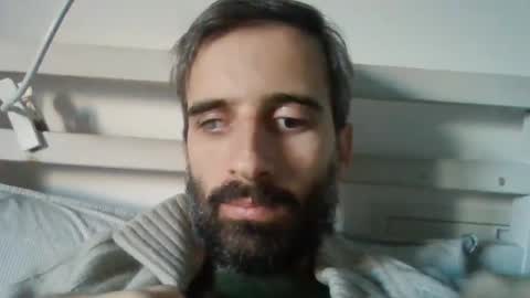 Snapshot of stroke1 chatting on 17, 12, 2024 stroke1 online show from 17, 12, 2024