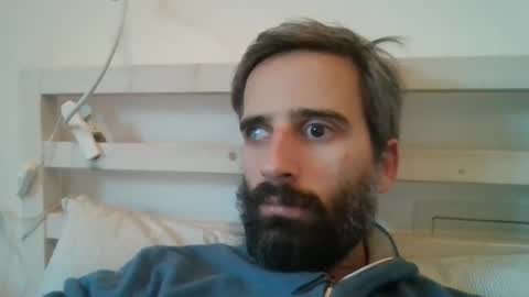 Snapshot of stroke1 chatting on 12, 1, 2025 stroke1 online show from 12, 1, 2025