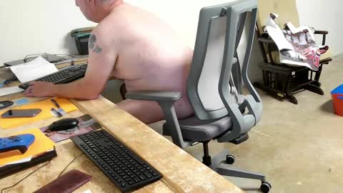 Snapshot of strokingdragon48 chatting on 13, 4, 2026 strokingdragon48 online show from 13, 4, 2026