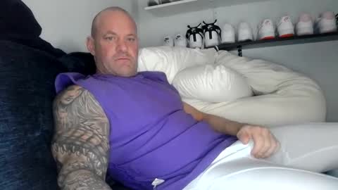 Snapshot of strongandhard073 chatting on 25, 1, 2025 StrongAndHard online show from 25, 1, 2025