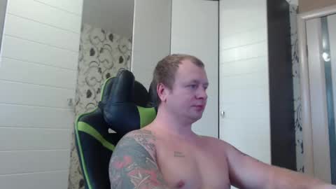 Snapshot of strongass18 chatting on 10, 12, 2024 Alex online show from 10, 12, 2024