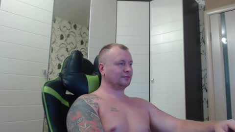 Snapshot of strongass18 chatting on 15, 12, 2024 Alex online show from 15, 12, 2024