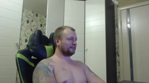 Snapshot of strongass18 chatting on 11, 1, 2025 Alex online show from 11, 1, 2025