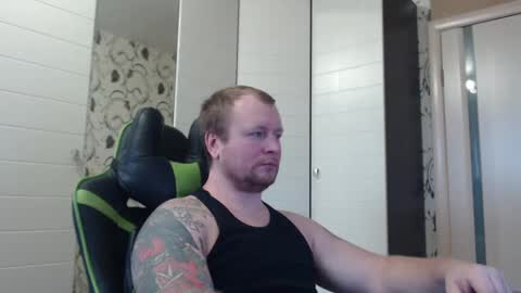 Snapshot of strongass18 chatting on 11, 2, 2025 Alex online show from 11, 2, 2025
