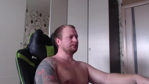 Snapshot of strongass18 chatting on 17, 2, 2025 Alex online show from 17, 2, 2025