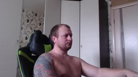 Snapshot of strongass18 chatting on 20, 2, 2025 Alex online show from 20, 2, 2025