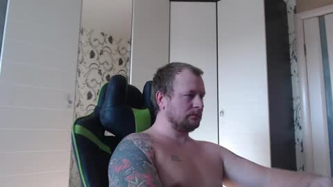 Snapshot of strongass18 chatting on 23, 2, 2025 Alex online show from 23, 2, 2025