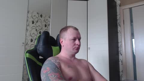 Snapshot of strongass18 chatting on 11, 3, 2025 Alex online show from 11, 3, 2025