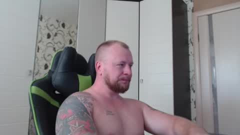 Snapshot of strongass18 chatting on 9, 9, 2025 Alex online show from 9, 9, 2025