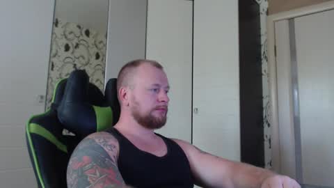 Snapshot of strongass18 chatting on 14, 9, 2025 Alex online show from 14, 9, 2025