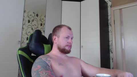 Snapshot of strongass18 chatting on 3, 10, 2025 Alex online show from 3, 10, 2025
