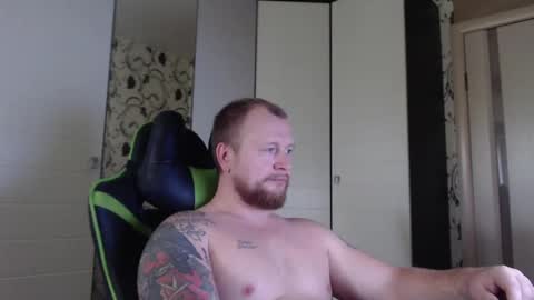 Snapshot of strongass18 chatting on 7, 10, 2025 Alex online show from 7, 10, 2025