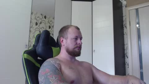 Snapshot of strongass18 chatting on 11, 10, 2025 Alex online show from 11, 10, 2025