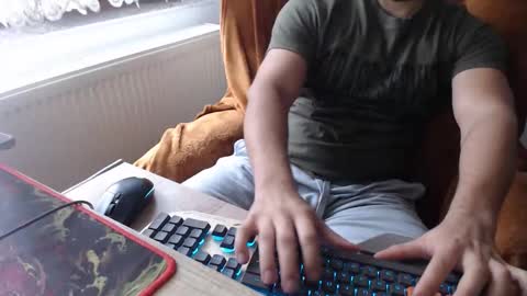 StrongCoffee online show from 26, 9, 2025