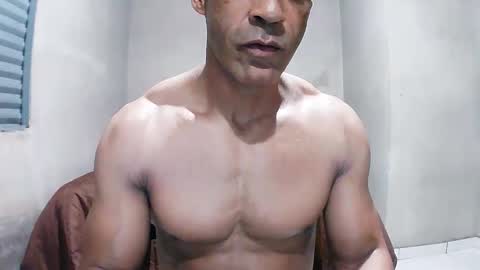 strongdaddyfantastic online show from 8, 4, 2026