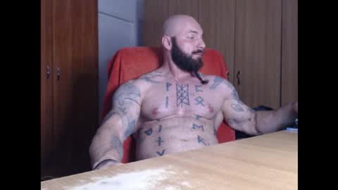 Snapshot of strongivan chatting on 26, 10, 2025 StrongIvan online show from 26, 10, 2025