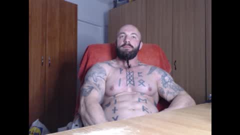 Snapshot of strongivan chatting on 16, 12, 2025 StrongIvan online show from 16, 12, 2025