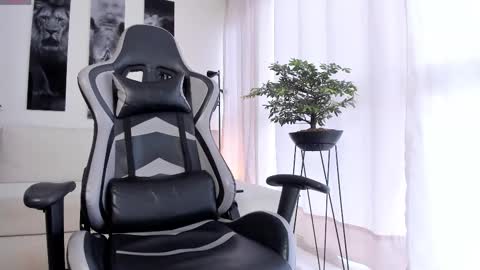 Snapshot of stud_samuel chatting on 5, 11, 2025 Samuel online show from 5, 11, 2025