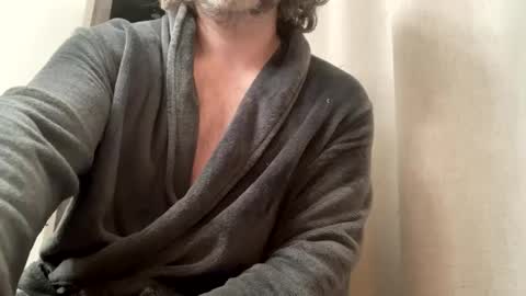 Snapshot of studbro41 chatting on 31, 12, 2024 studbro41 online show from 31, 12, 2024