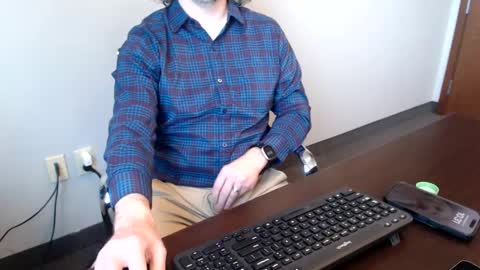 Snapshot of studbro41 chatting on 12, 3, 2025 studbro41 online show from 12, 3, 2025