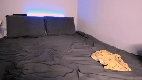 Snapshot of stuffed_cookie chatting on 22, 2, 2025 Mary online show from 22, 2, 2025