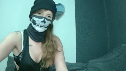 Snapshot of suansi56065 chatting on 13, 2, 2025 suansi56065 online show from 13, 2, 2025