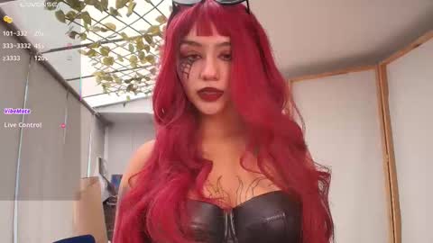 Snapshot of sublimetouch chatting on 29, 10, 2025 Zoe online show from 29, 10, 2025