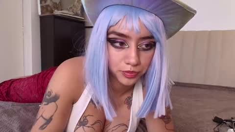 Snapshot of sublimetouch chatting on 31, 10, 2025 Zoe online show from 31, 10, 2025