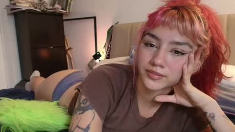 Snapshot of sublimetouch chatting on 23, 5, 2026 Zoe online show from 23, 5, 2026