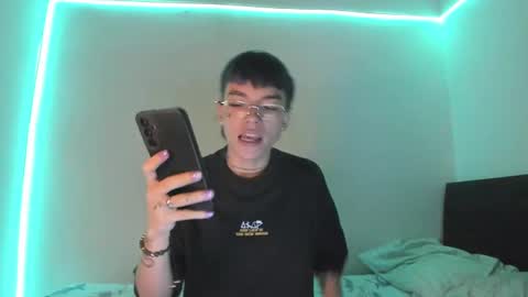 Snapshot of submissive_boyy_ chatting on 27, 12, 2024 nico online show from 27, 12, 2024