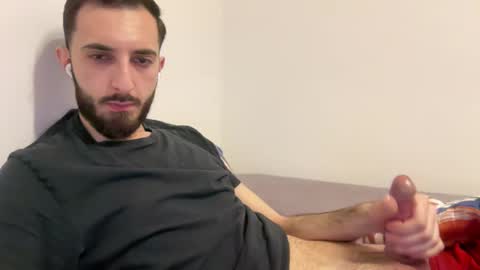 Snapshot of subzeroni chatting on 16, 4, 2026 subzeroni online show from 16, 4, 2026