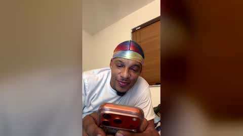 Snapshot of succafreeswag chatting on 9, 4, 2026 succafreeswag online show from 9, 4, 2026