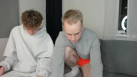 Snapshot of successful_kevin chatting on 11, 11, 2025 Kevin online show from 11, 11, 2025