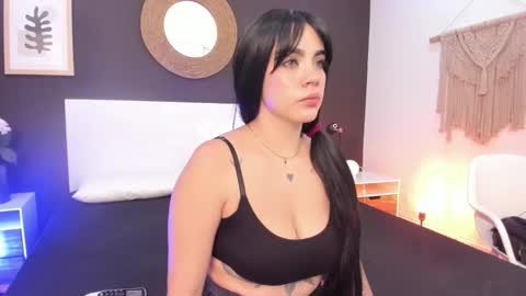 Snapshot of succubusdolly chatting on 16, 9, 2025 Luna online show from 16, 9, 2025