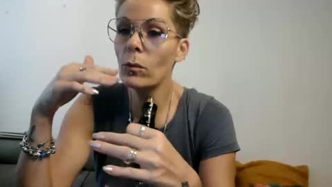 sucrette5629 online show from 20, 2, 2026