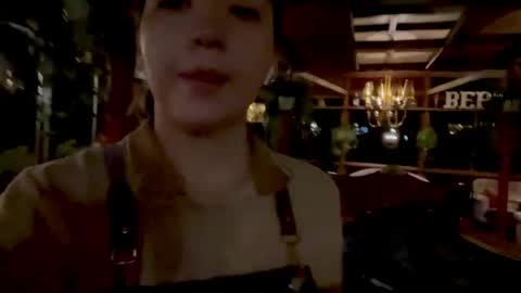 Snapshot of sueanncoward chatting on 3, 6, 2026 Katrina online show from 3, 6, 2026