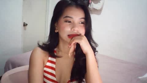 Snapshot of sugar_jazzz chatting on 21, 11, 2025 Rosiee online show from 21, 11, 2025