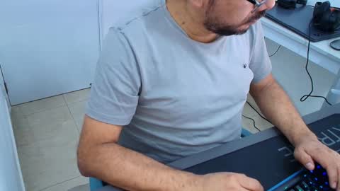 Johnny online show from 13, 1, 2026