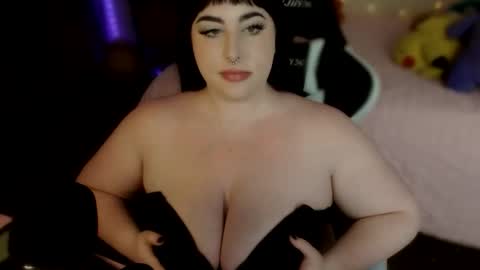 Lucy Love online show from 2, 5, 2026