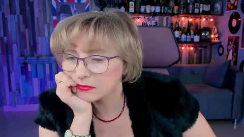 Vivien online show from 20, 9, 2025