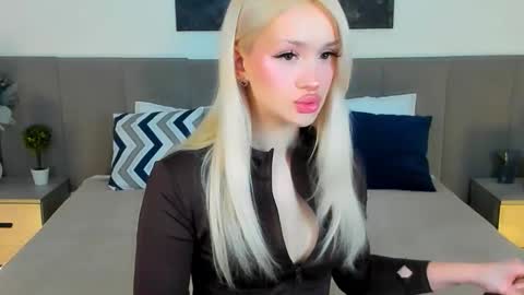 sugarwhisper online show from 23, 3, 2026