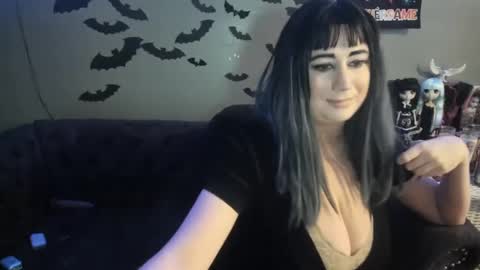 Sugary online show from 10, 3, 2025