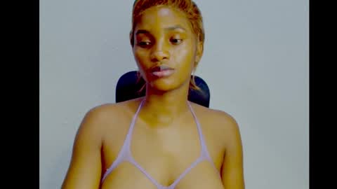 Snapshot of sugax_cuntwetxx chatting on 17, 9, 2025 Ivy online show from 17, 9, 2025