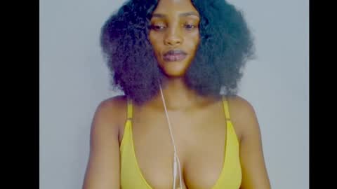 Snapshot of sugax_cuntwetxx chatting on 26, 10, 2025 Ivy online show from 26, 10, 2025