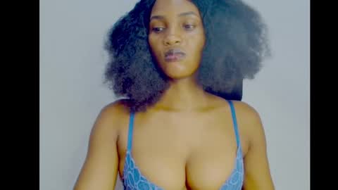 Snapshot of sugax_cuntwetxx chatting on 27, 10, 2025 Ivy online show from 27, 10, 2025