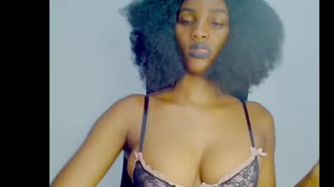 Snapshot of sugax_cuntwetxx chatting on 21, 12, 2025 Ivy online show from 21, 12, 2025