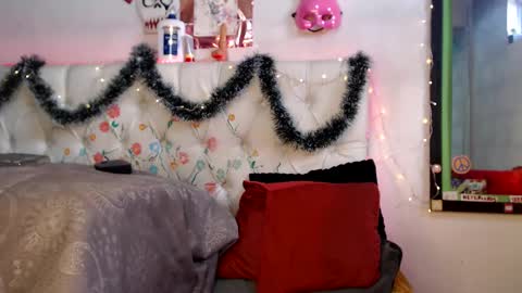 Snapshot of suggabrown_ chatting on 19, 12, 2024 suggabrown_ online show from 19, 12, 2024